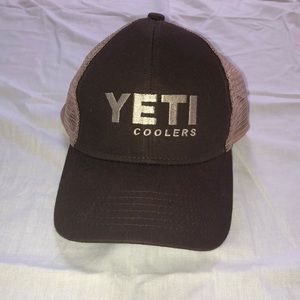 Yeti trucker hat